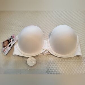 Brasier with five-way straps.